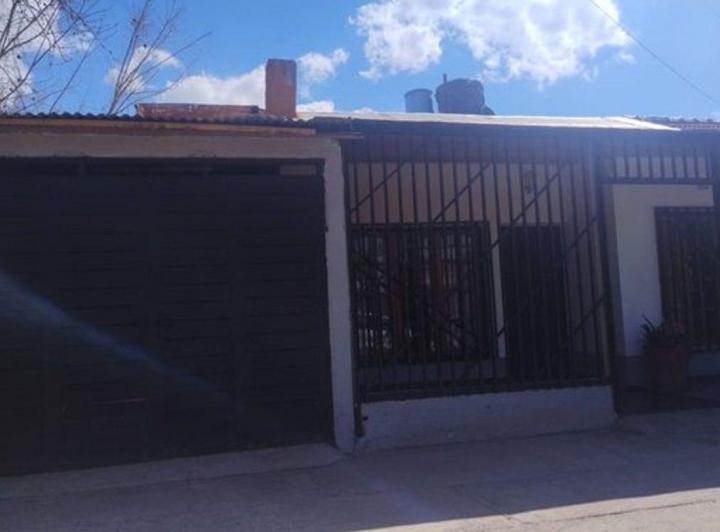 Casa · 83m² · 7 Ambientes · 1 Cochera