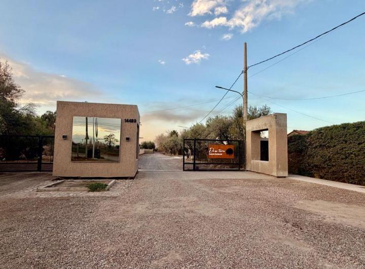 Terreno · 923m²