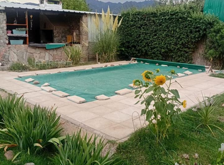Casa · 140m² · 5 Ambientes · 2 Cocheras