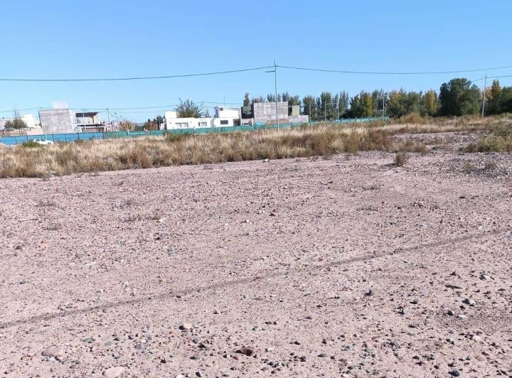 Terreno · 202m²
