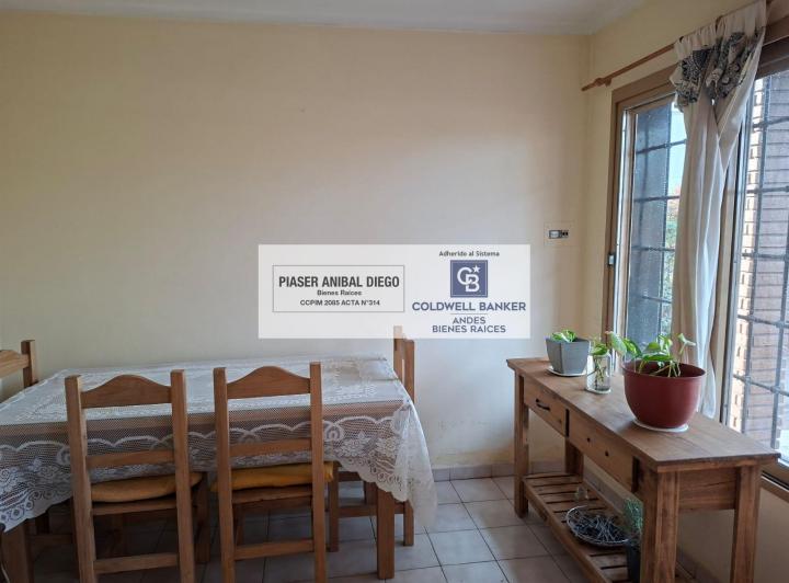 Casa · 145m² · 5 Ambientes · 1 Cochera