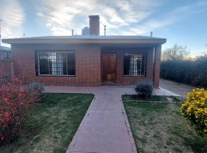 Casa · 110m² · 4 Ambientes · 1 Cochera