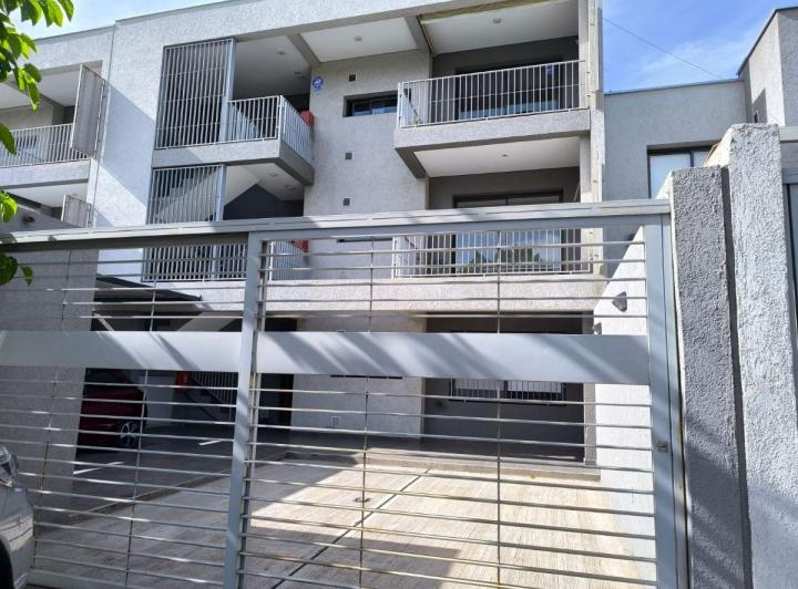 Departamento · 76m² · 4 Ambientes · 1 Cochera