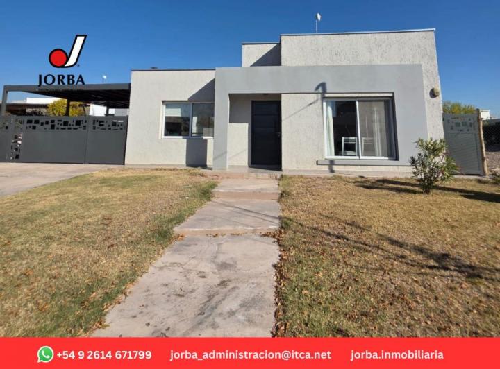 Casa · 120m² · 4 Ambientes · 2 Cocheras