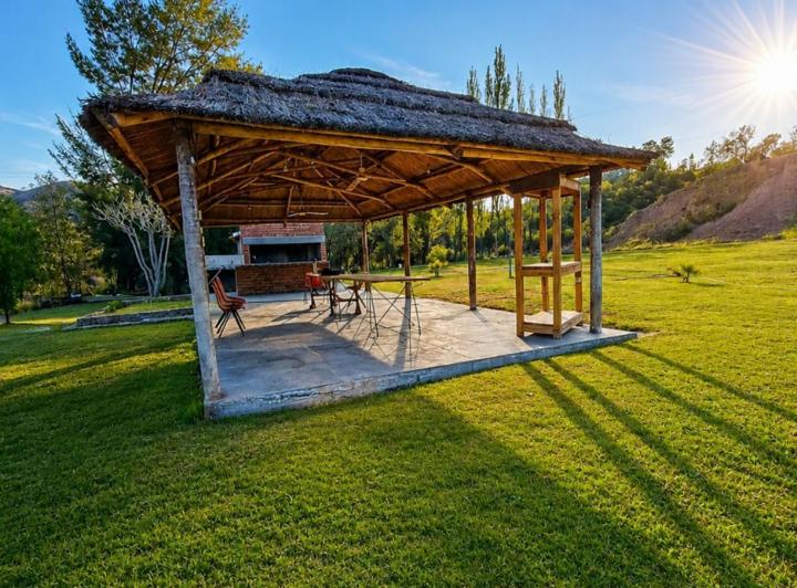 Casa · 190m² · 3 Ambientes · 2 Cocheras