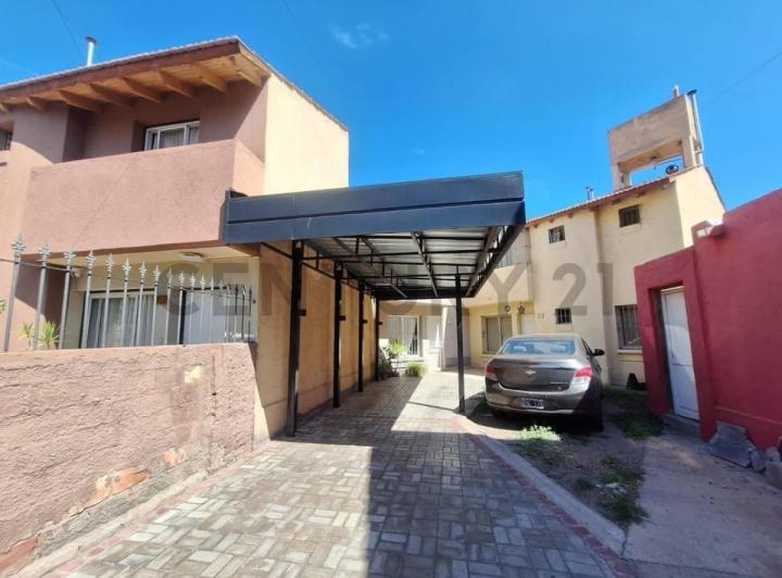 Casa · 98m² · 3 Dormitorios · 1 Cochera