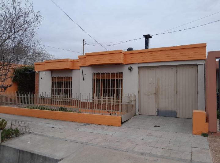 Casa · 159m² · 4 Ambientes · 1 Cochera