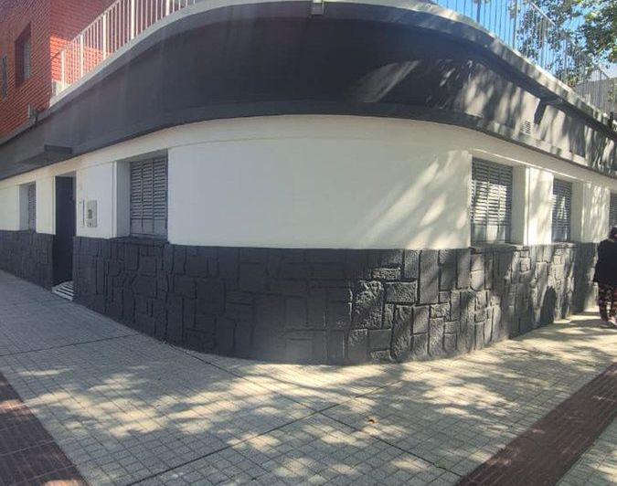 Edificio · 1305m²