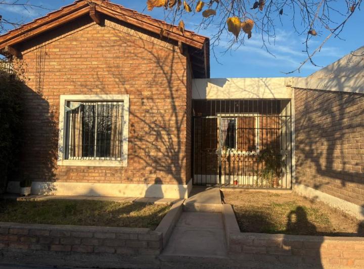 Casa · 133m² · 3 Dormitorios · 3 Cocheras