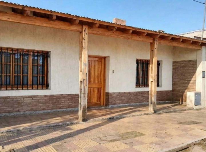 Casa · 163m² · 5 Ambientes · 2 Cocheras