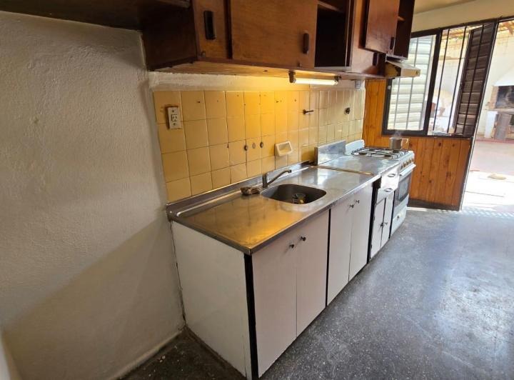 Casa · 145m² · 3 Dormitorios · 1 Cochera
