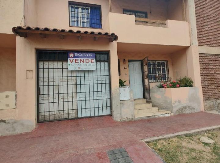 Casa · 120m² · 6 Ambientes · 1 Cochera