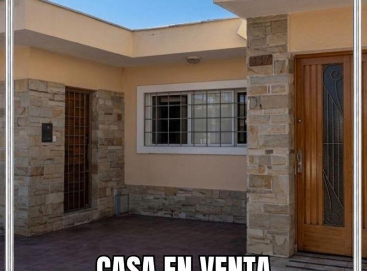 Casa · 138m² · 5 Ambientes · 1 Cochera