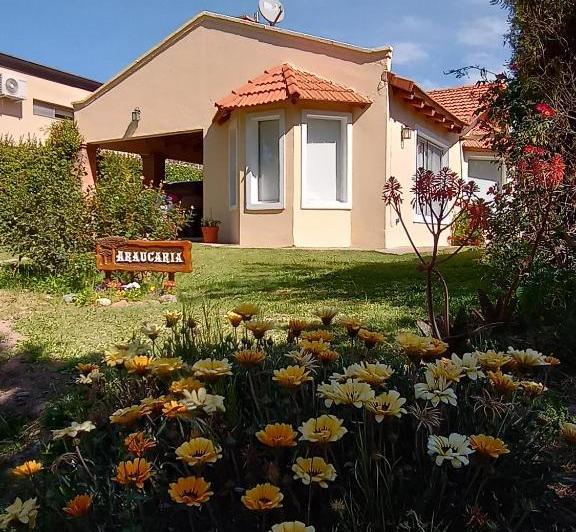Casa · 173m² · 3 Ambientes · 1 Cochera