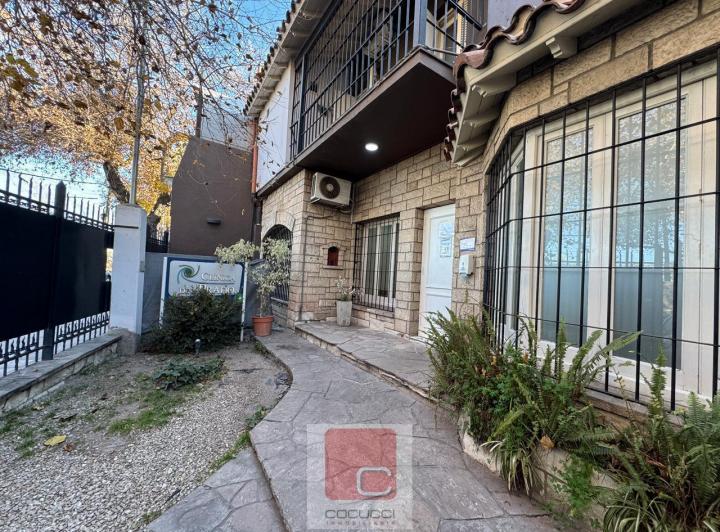 Casa · 455ha · 11 Ambientes · 1 Cochera