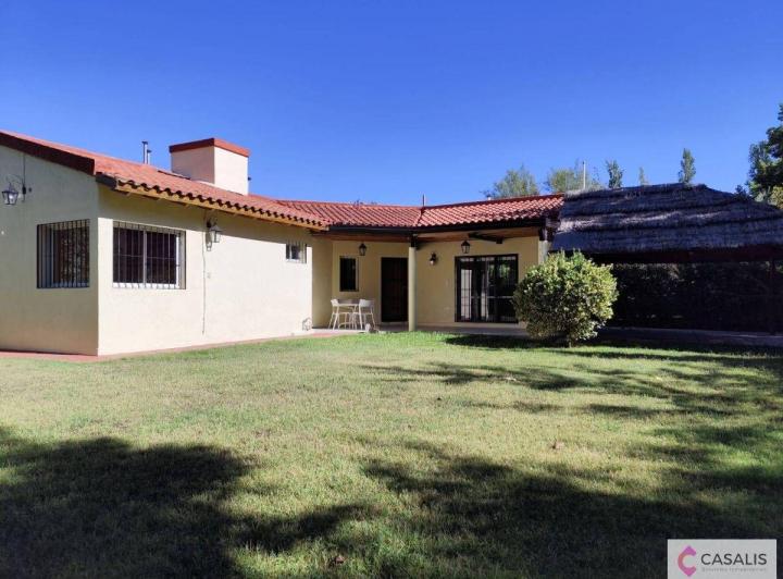 Casa · 120m² · 3 Ambientes · 1 Cochera
