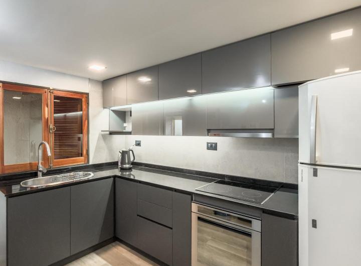 Casa · 306m² · 7 Ambientes · 4 Cocheras