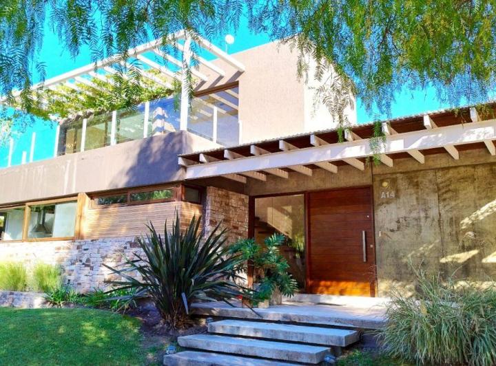 Casa · 506m² · 5 Ambientes · 3 Cocheras
