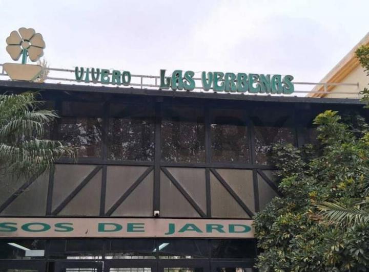 Local comercial · 700m² · 5 Ambientes · 1 Cochera
