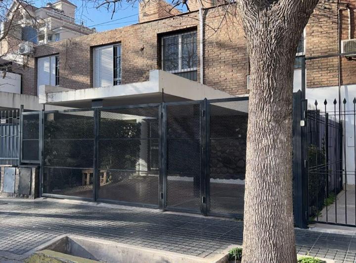 Casa · 124m² · 4 Ambientes · 1 Cochera