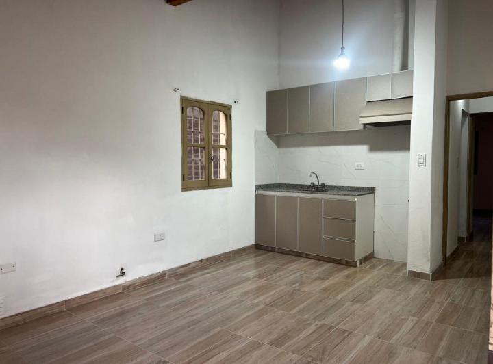 Casa · 80m² · 4 Ambientes · 1 Cochera