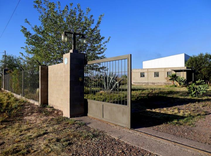 Bodega-Galpón · 750m² · 2 Ambientes · 12 Cocheras