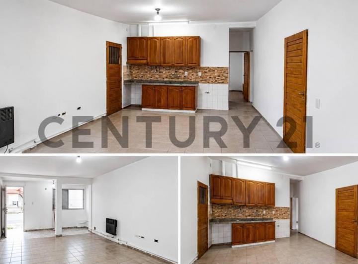 Casa · 153m² · 3 Dormitorios · 2 Cocheras