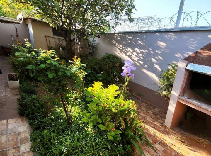 Casa · 144m² · 6 Ambientes · 1 Cochera
