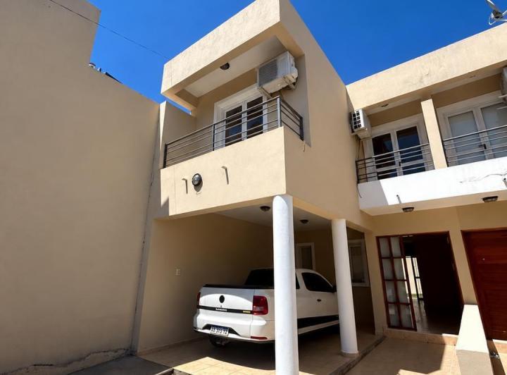 Casa · 130m² · 3 Dormitorios · 1 Cochera