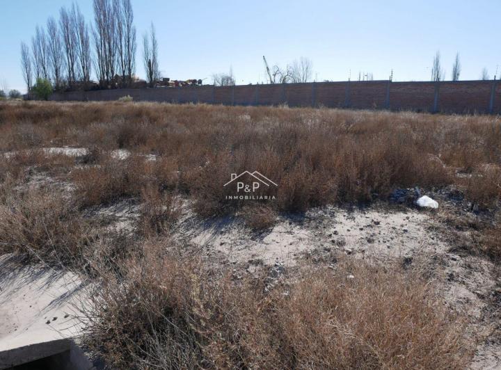 Terreno · 413m²