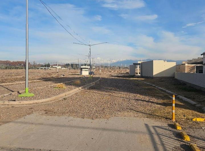 Terreno · 320m²