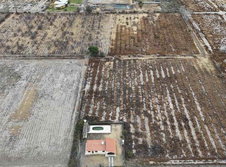 Terreno · 3ha · 2 Dormitorios · 1 Cochera