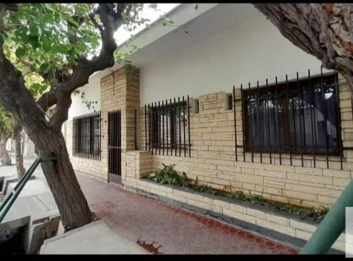 Casa · 200m² · 4 Ambientes