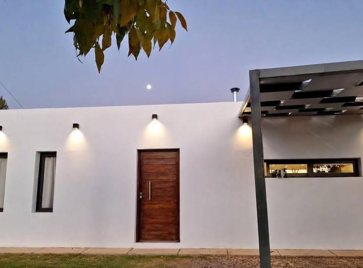 Casa · 90m² · 3 Dormitorios · 1 Cochera