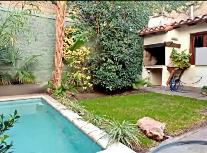 Casa · 140m² · 5 Ambientes · 1 Cochera