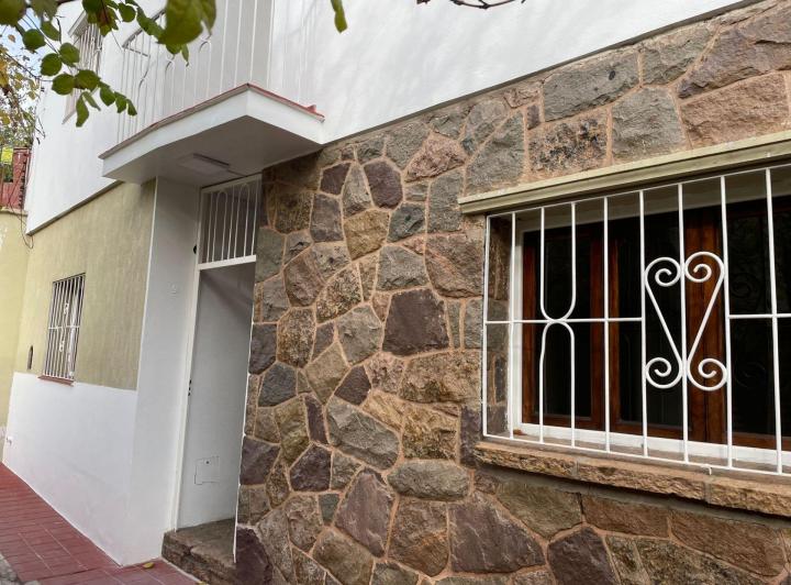 Casa · 145m² · 7 Ambientes · 1 Cochera
