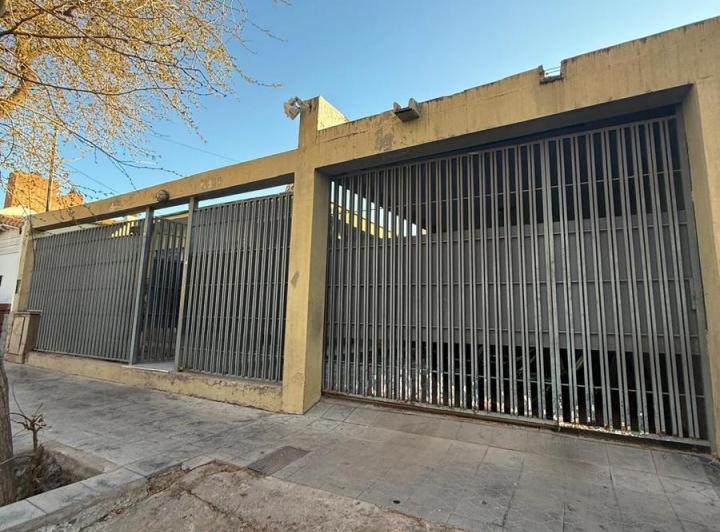 Casa · 200m² · 3 Dormitorios · 1 Cochera