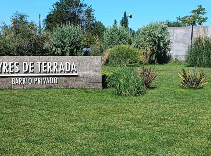 Casa · 136m² · 7 Ambientes · 1 Cochera