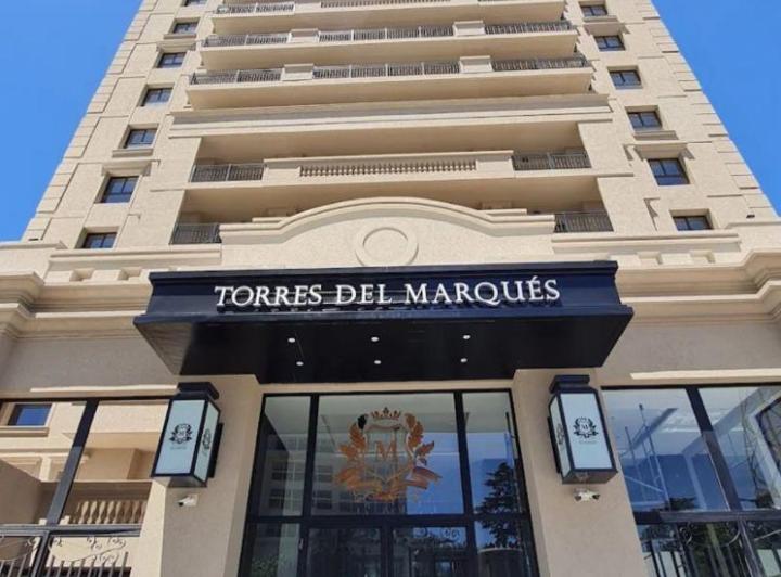 Departamento · 77m² · 4 Ambientes · 1 Cochera