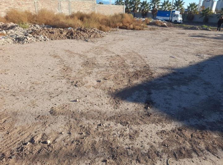 Terreno · 306m²