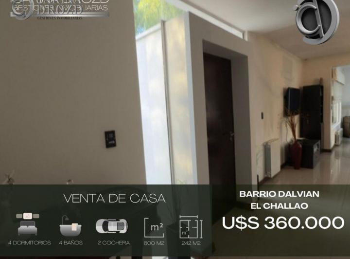 Casa · 242m² · 9 Ambientes · 2 Cocheras