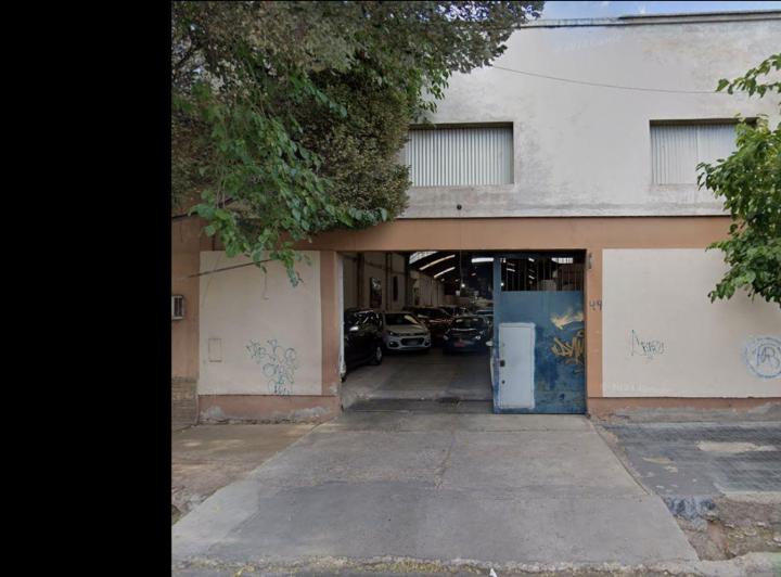 Bodega-Galpón · 615m²