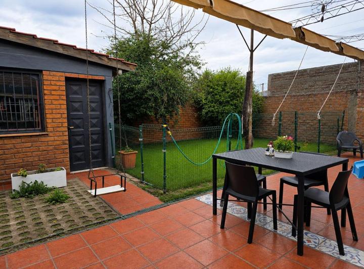 Casa · 163m² · 4 Ambientes · 1 Cochera