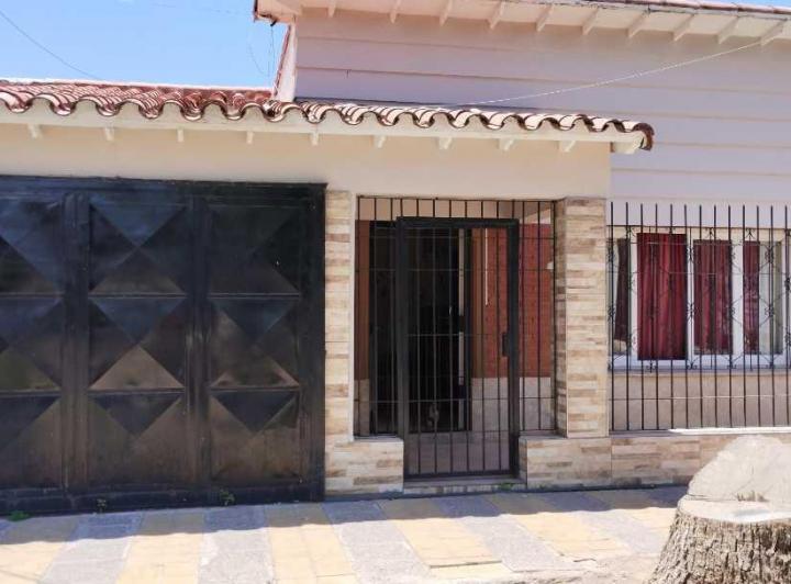 Casa · 147m² · 3 Dormitorios · 1 Cochera