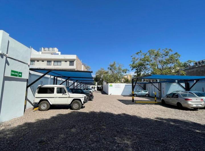 Garage · 30m² · 35 Cocheras