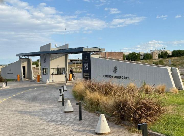 Terreno · 773m²