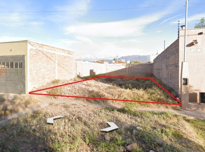 Terreno · 263m²
