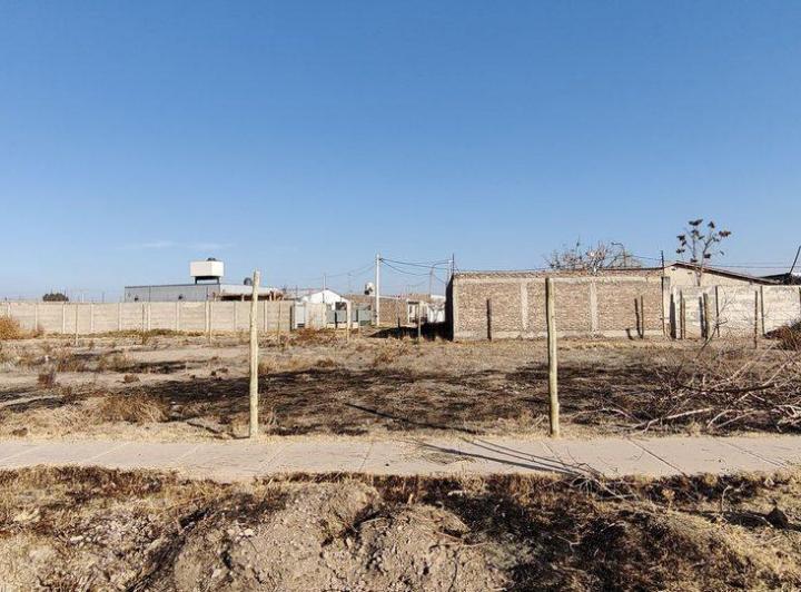 Terreno · 306m²