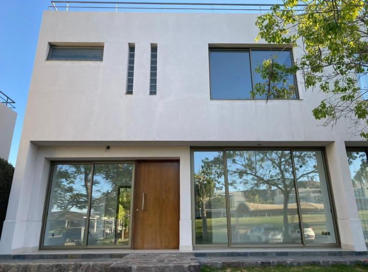 Departamento · 150m² · 3 Ambientes · 1 Cochera