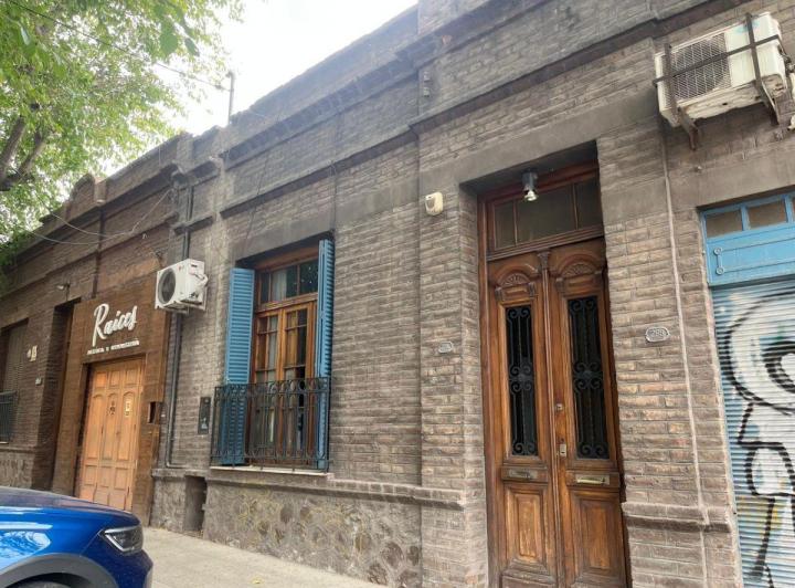 Casa · 265m² · 5 Ambientes · 1 Cochera